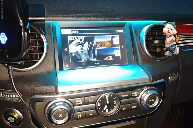 Used Land Rover Discovery 2016 3.0 SC V6 HSE Audio And AC Panel
