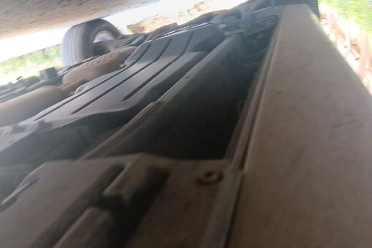 Used Land Rover Discovery  Chassis Front Right
