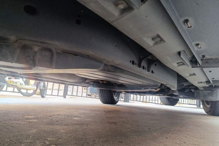 Used Land Rover Discovery 2016 3.0 SC V6 HSE Chassis Front Right