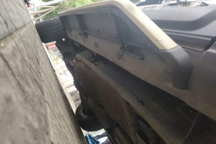 Used Land Rover Discovery 2016 3.0 SC V6 HSE Chassis Front Right