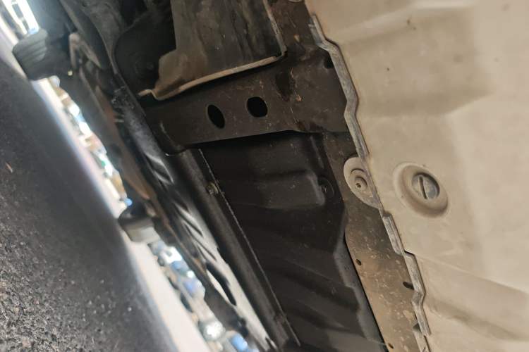 Used Land Rover Discovery  Chassis Front