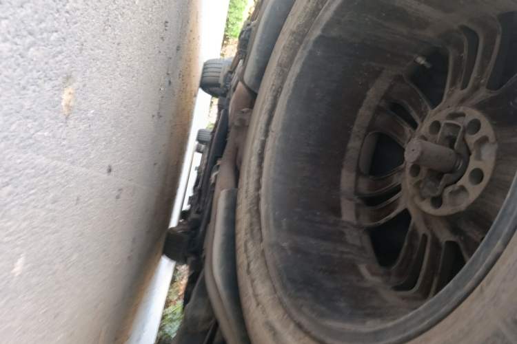Used Land Rover Discovery  Chassis Rear