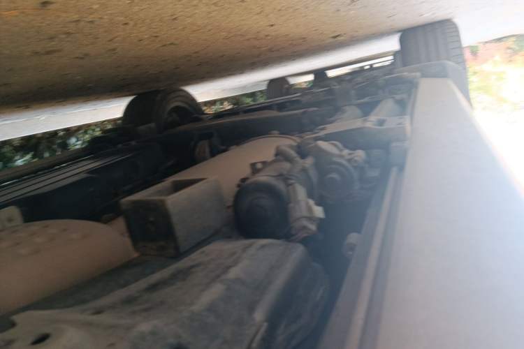 Used Land Rover Discovery  Chassis Rear Left
