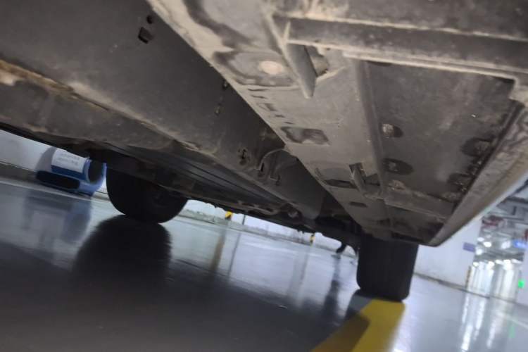 Used Land Rover Discovery  Chassis Rear Right