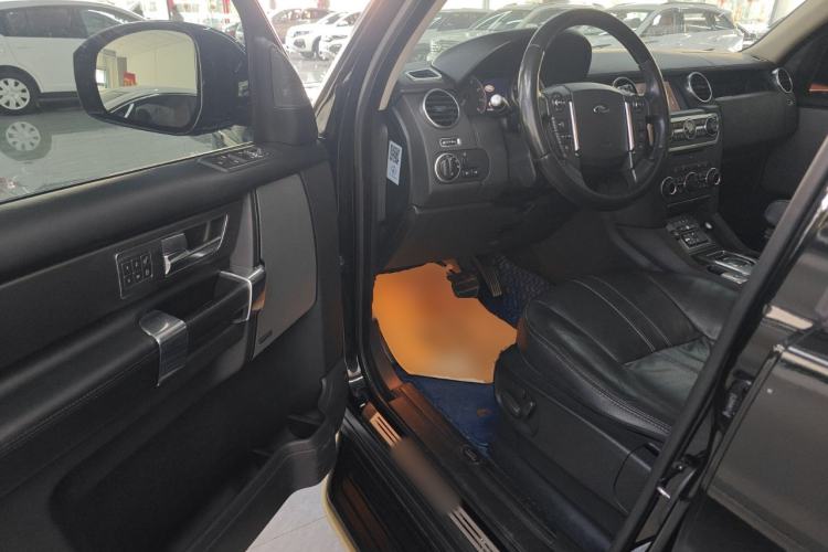 Used Land Rover Discovery 2016 3.0 SC V6 SE Driver Seat
