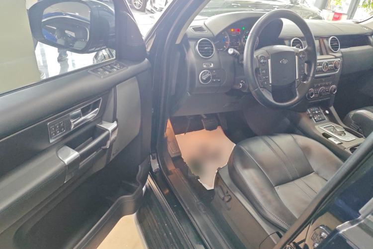 Used Land Rover Discovery 2016 3.0 SC V6 HSE Driver Seat
