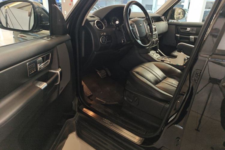 Used Land Rover Discovery 2016 3.0 SC V6 HSE Luxury Driver Seat
