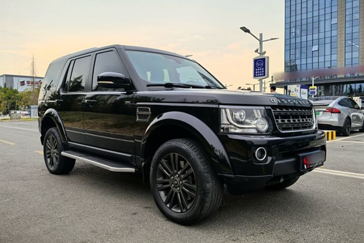 Used Land Rover Discovery 2016 3.0 SDV6 Black Edition HSE Diesel Version Exterior 1