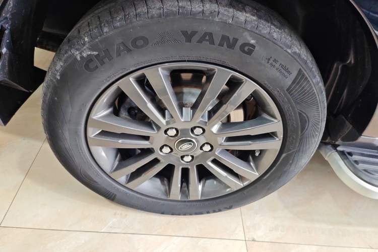 Used Land Rover Discovery 2016 3.0 SC V6 HSE Exterior 5