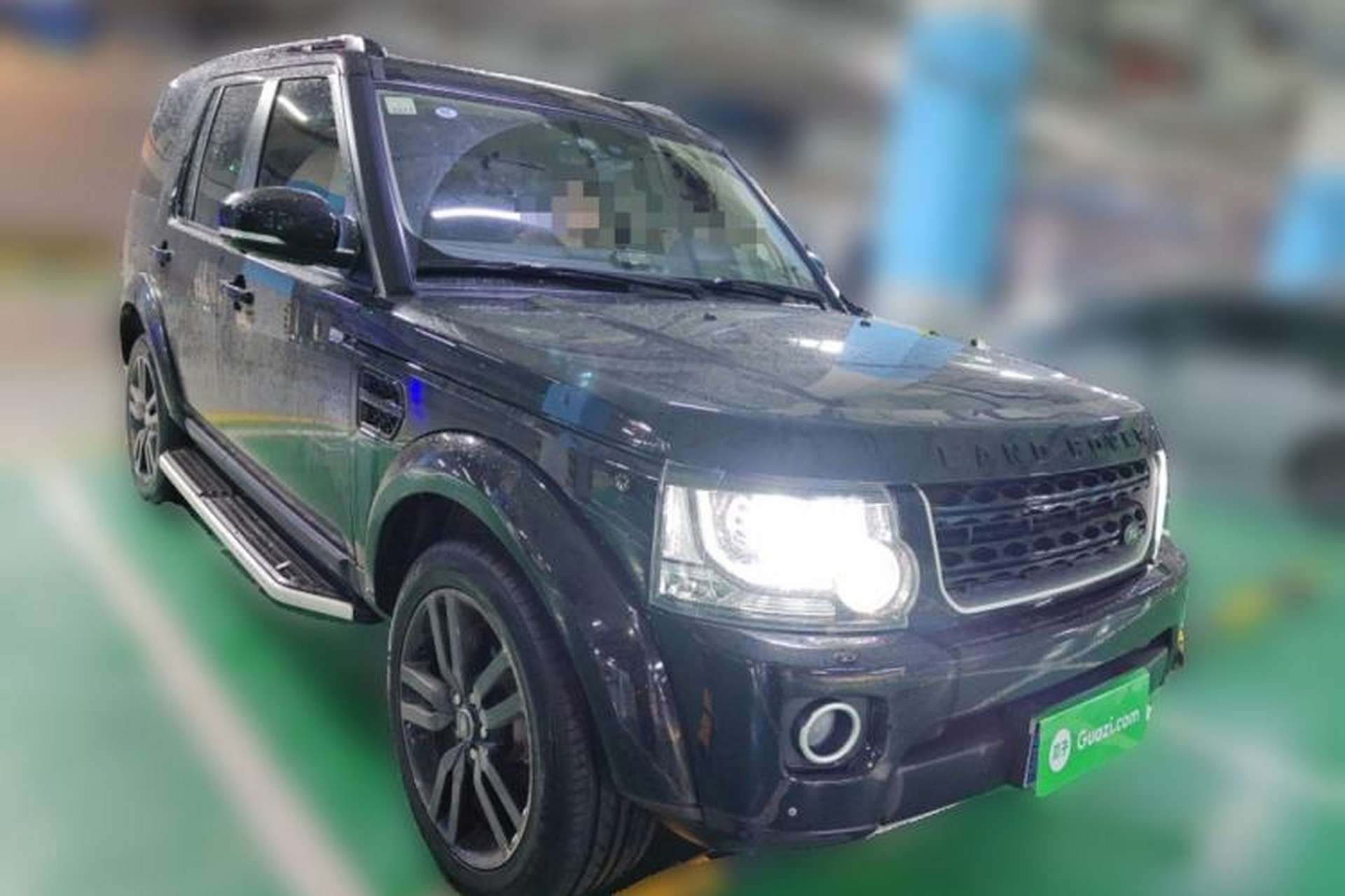 Used Land Rover Discovery 2016 4th Generation 3.0 V6 SC HSE Luxury Front Right 45 Deg