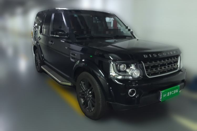 Used Land Rover Discovery  Front Right 45 Deg