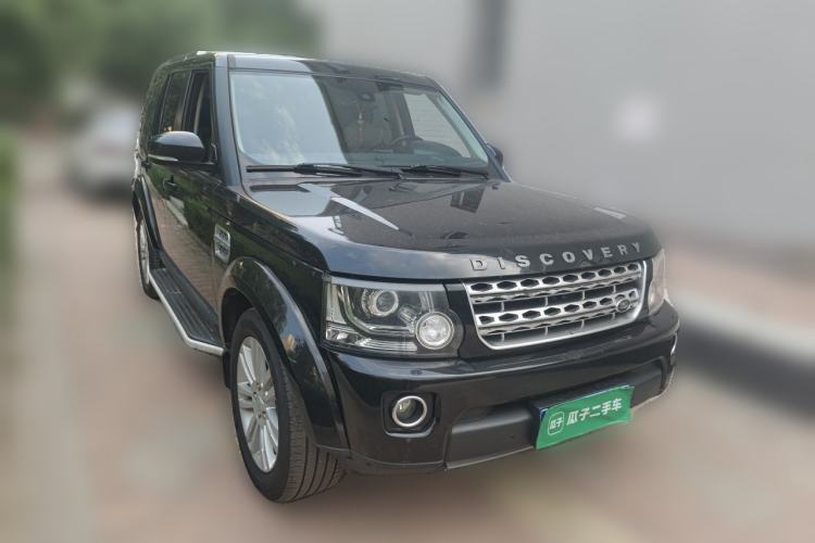 Used Land Rover Discovery 2016 3.0 SC V6 HSE Front Right 45 Deg