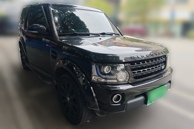 Used Land Rover Discovery 2016 3.0 SDV6 Black Edition HSE Diesel Version Front Right 45 Deg