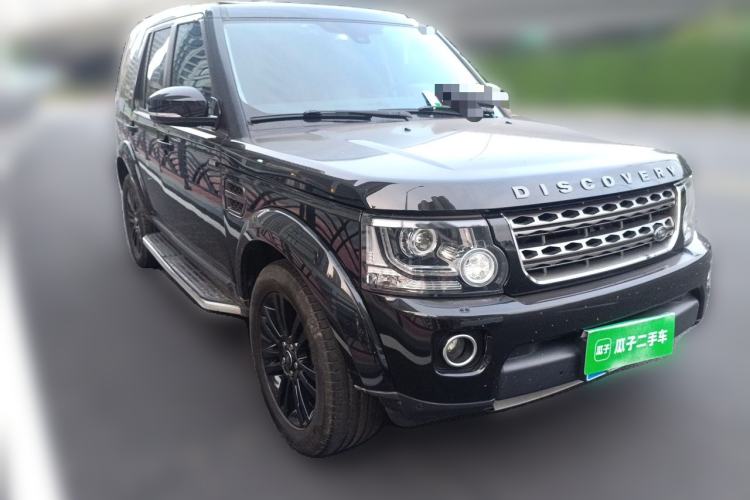 Used Land Rover Discovery 2016 3.0 SC Obsidian Black Heritage Edition HSE Front Right 45 Deg