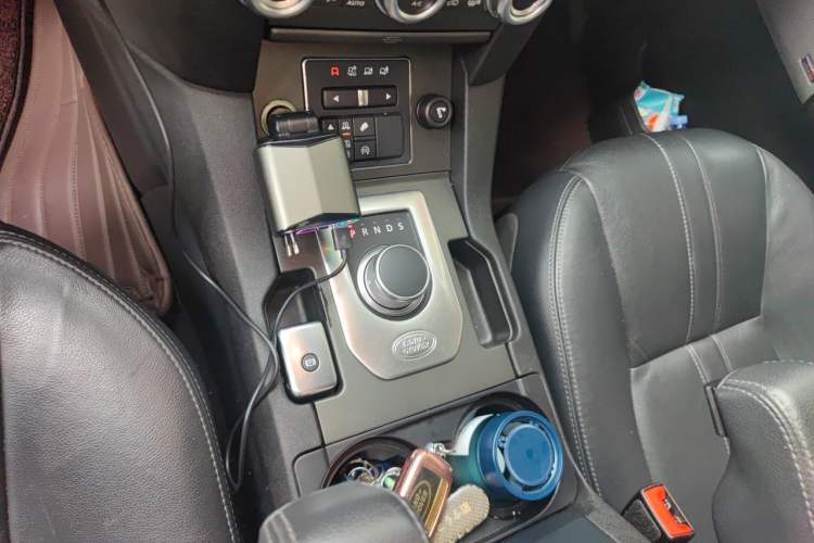 Used Land Rover Discovery 2016 3.0 SC V6 HSE Gear Lever