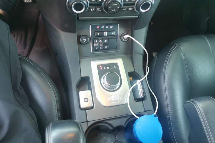 Used Land Rover Discovery 2016 3.0 SDV6 HSE Diesel Edition Gear Lever