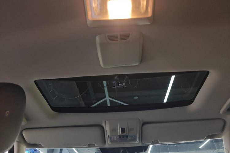 Used Land Rover Discovery 2016 3.0 SC V6 SE Headliner