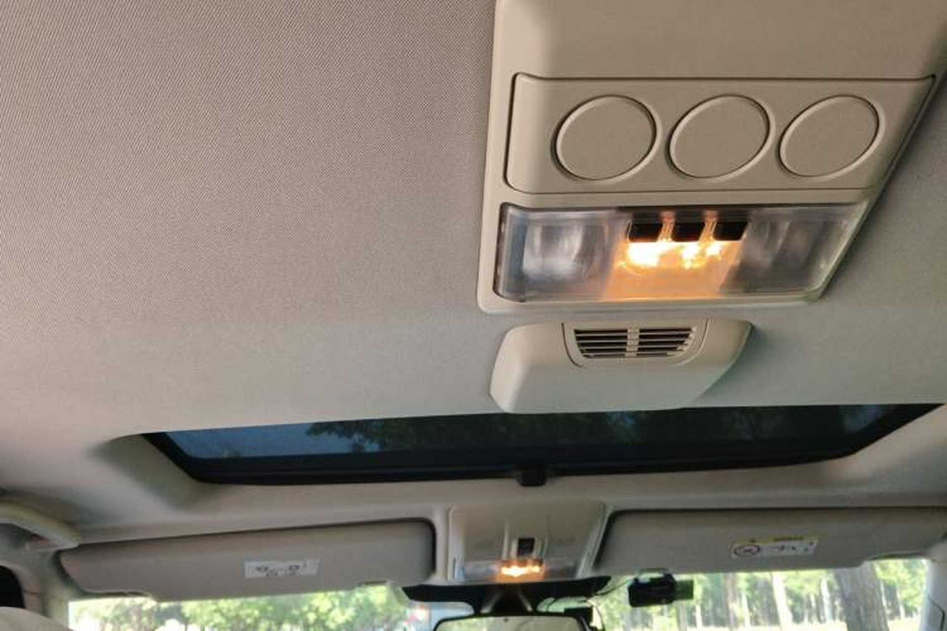 Used Land Rover Discovery  Headliner