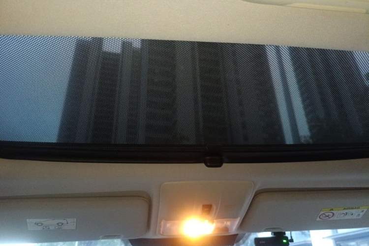 Used Land Rover Discovery 2016 3.0 SC Obsidian Black Heritage Edition HSE Headliner