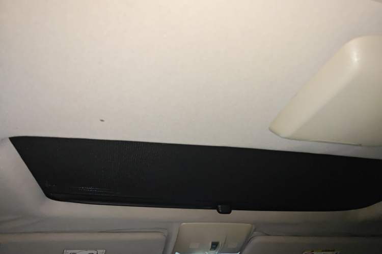 Used Land Rover Discovery 2016 3.0 SC Obsidian Black Heritage Edition HSE Headliner