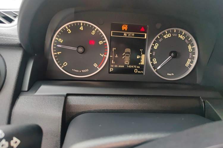 Used Land Rover Discovery 2016 3.0 SC V6 HSE Instrument Cluster