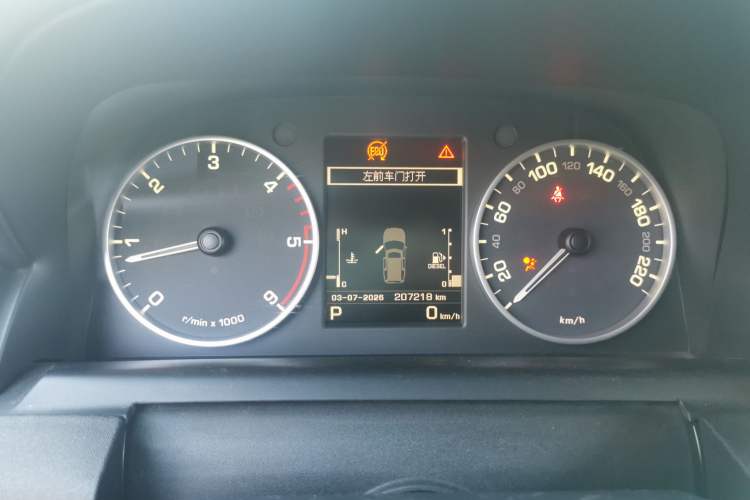 Used Land Rover Discovery 2016 3.0 SDV6 HSE Diesel Edition Instrument Cluster