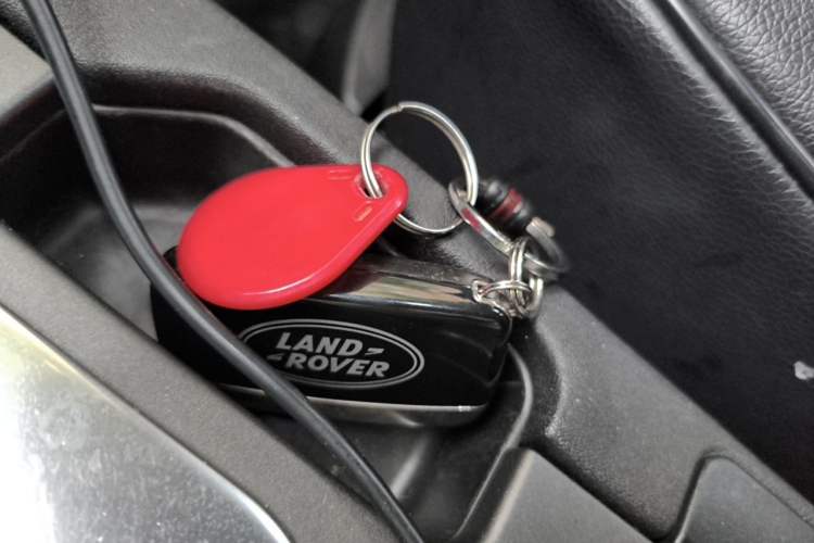 Used Land Rover Discovery 2016 3.0 SDV6 Black Edition HSE Diesel Version Interior 1