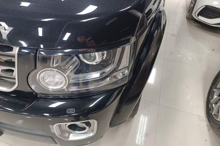 Used Land Rover Discovery 2016 3.0 SC V6 HSE Left Front Headlight