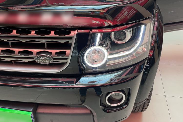 Used Land Rover Discovery 2016 3.0 SC Obsidian Black Heritage Edition SE Left Front Headlight