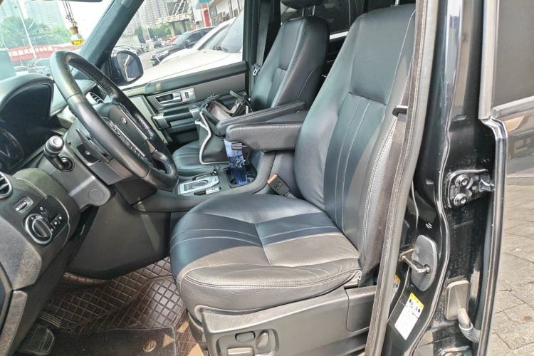 Used Land Rover Discovery 2016 3.0 SC V6 HSE Luxury Left Front Seat