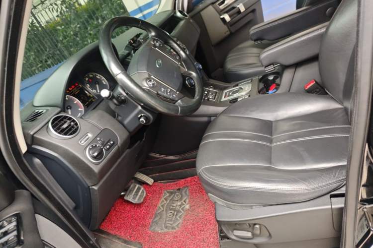 Used Land Rover Discovery 2016 3.0 SDV6 Black Edition HSE Diesel Version Left Front Seat