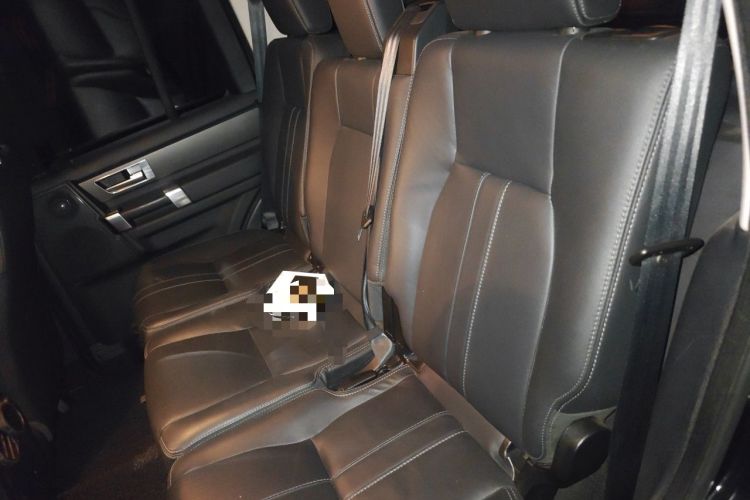 Used Land Rover Discovery  Left Rear Seat