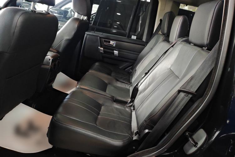 Used Land Rover Discovery 2016 3.0 SC V6 HSE Left Rear Seat