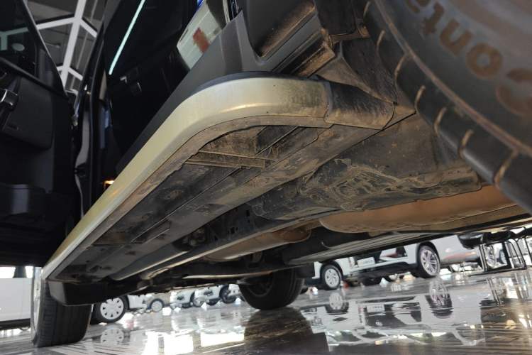Used Land Rover Discovery 2016 3.0 SC V6 SE Left Side Sill