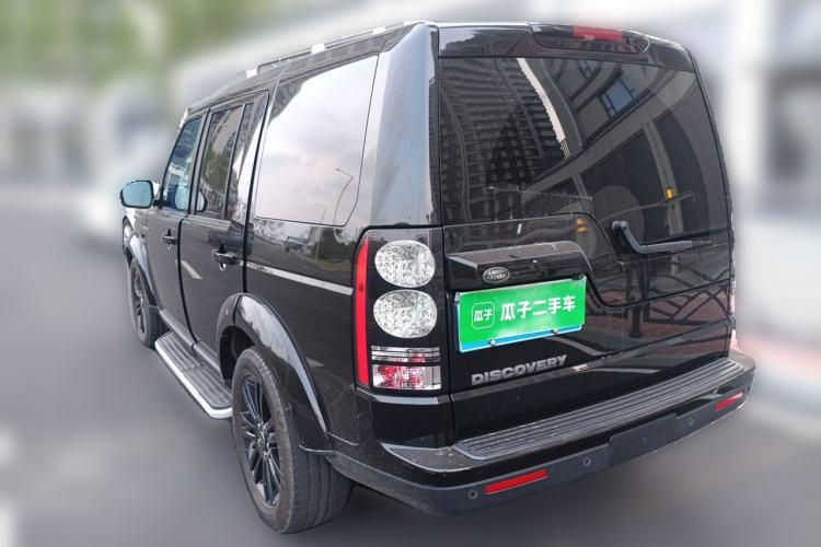 Used Land Rover Discovery 2016 3.0 SC Obsidian Black Heritage Edition HSE Rear Left 45 Deg