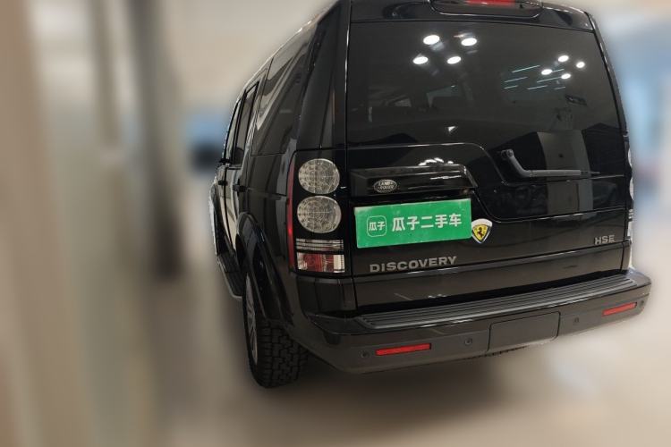 Used Land Rover Discovery 2016 3.0 SC V6 HSE Luxury Rear Left 45 Deg