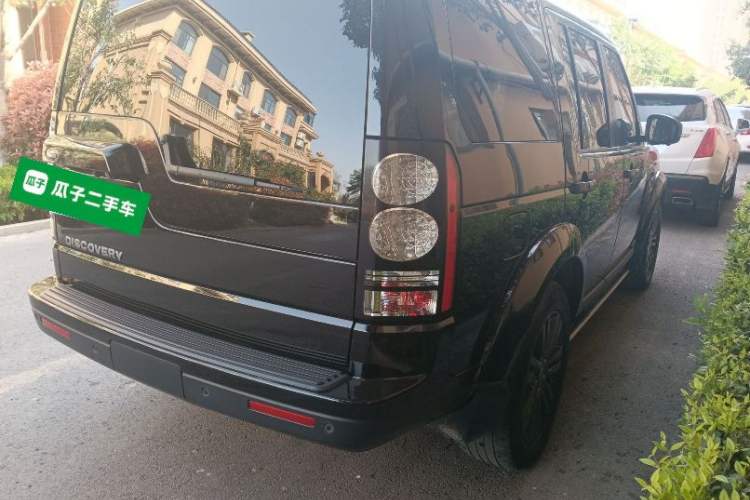 Used Land Rover Discovery  Rear Right 45 Deg