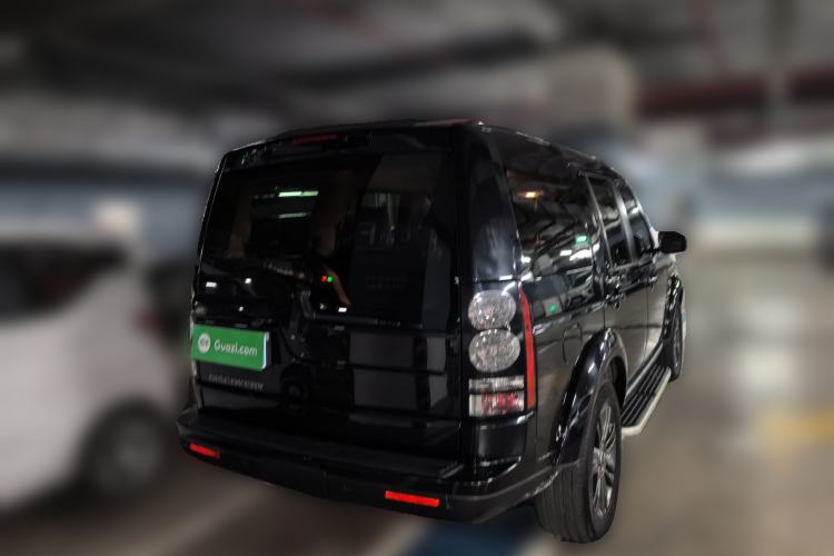 Used Land Rover Discovery 2016 3.0 SC V6 HSE Rear Right 45 Deg