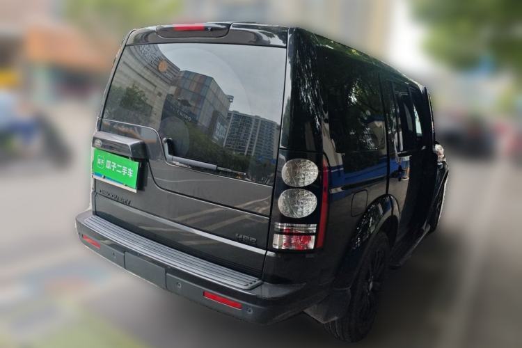 Used Land Rover Discovery 2016 3.0 SDV6 Black Edition HSE Diesel Version Rear Right 45 Deg