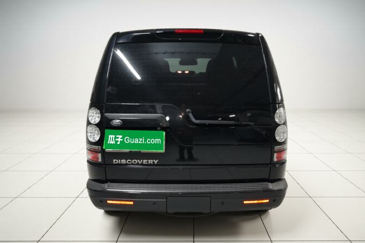 Used Land Rover Discovery 2016 3.0 SC Obsidian Black Heritage Edition SE Rear