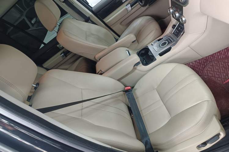 Used Land Rover Discovery 2016 3.0 SC V6 HSE Right Front Seat