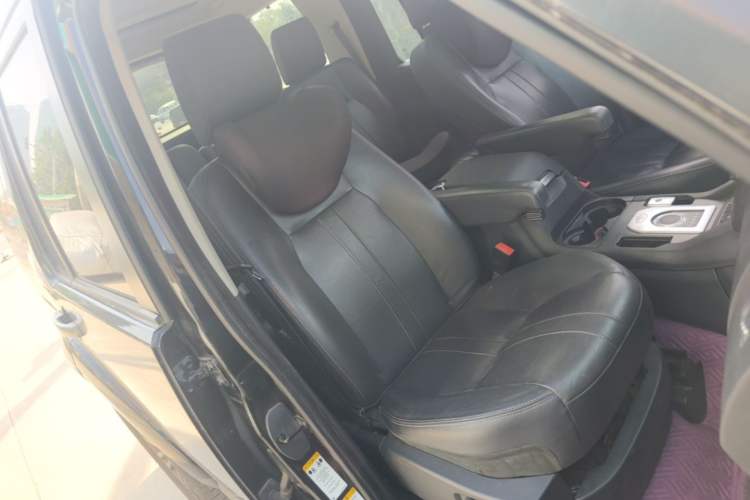 Used Land Rover Discovery  Right Front Seat