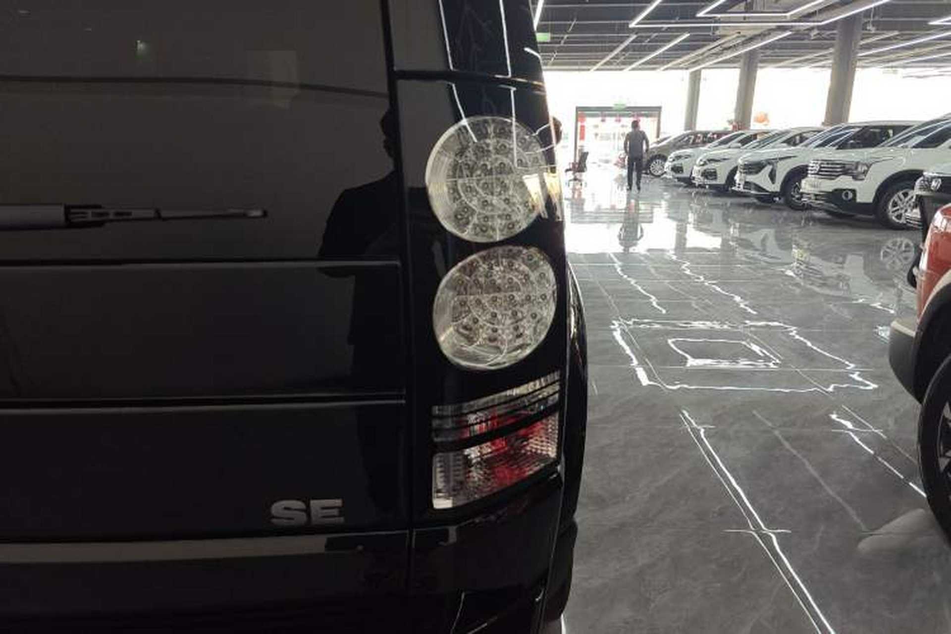 Used Land Rover Discovery 2016 3.0 SC V6 SE Right Rear Taillight