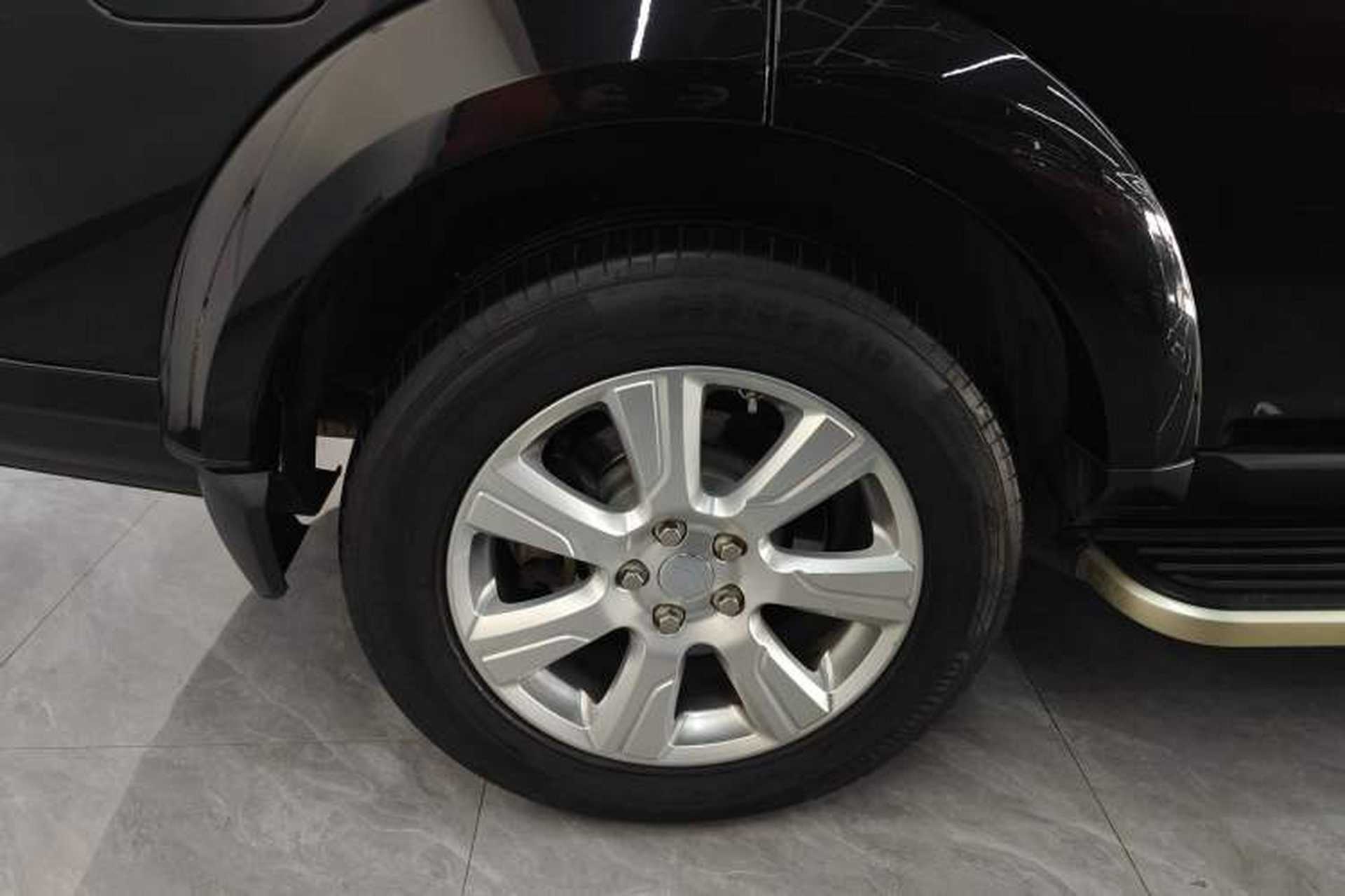 Used Land Rover Discovery 2016 3.0 SC V6 SE Right Rear Wheel Hub