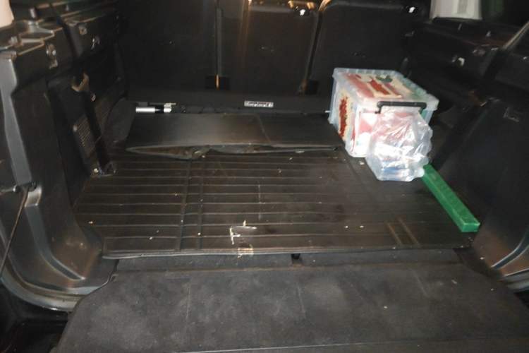 Used Land Rover Discovery  Trunk