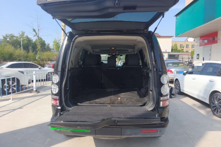 Used Land Rover Discovery  Trunk