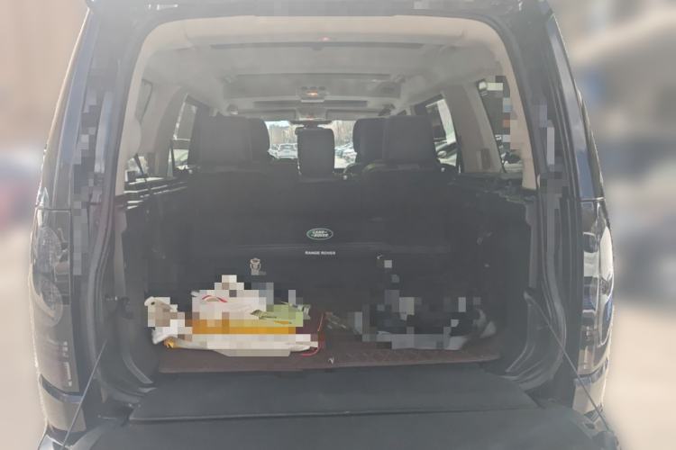 Used Land Rover Discovery  Trunk