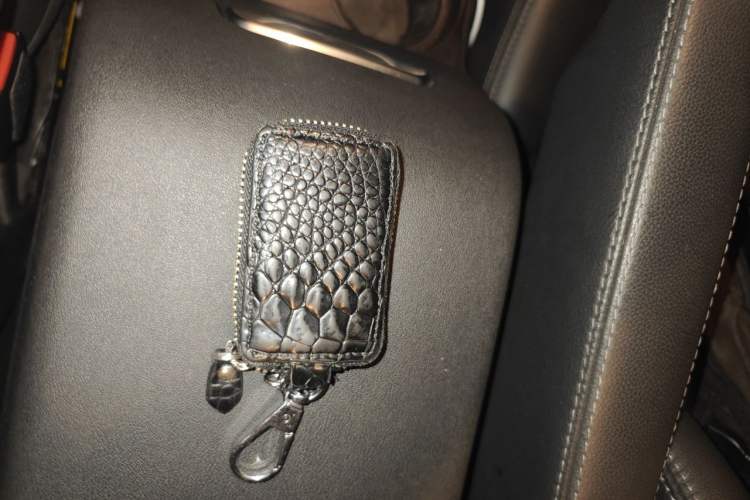 Used Land Rover Discovery  Vehicle Key