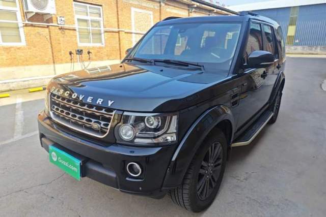 Ojetý Land Rover Discovery 2016 3.0 SC Obsidian Black Heritage Edition HSE