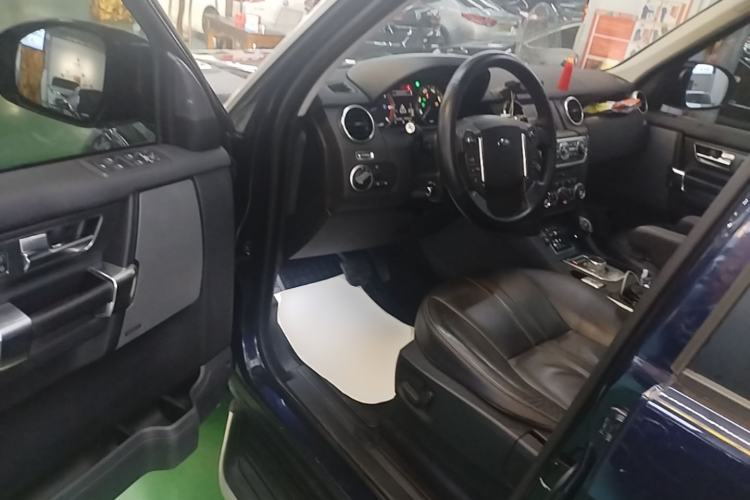 Used Land Rover Discovery 2016 3.0 SDV6 HSE Diesel Edition Driver Seat